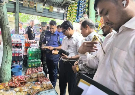 তাড়া্ইলে নিরাপদ খাদ্য আইনে অভিযানে ৩ লক্ষ টাকা জরিমানা,  ১জনের কারাদন্ড
